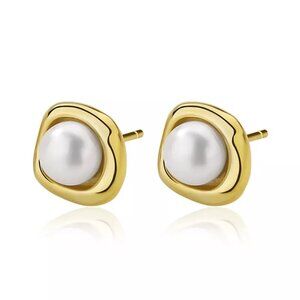 Sterling Silver Pearl Earrings